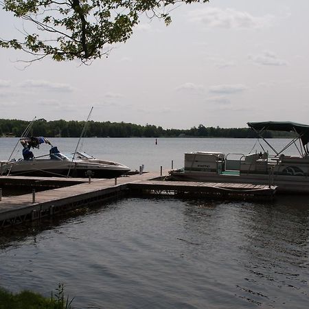 Woodland Estate Resort Campbellford 외부 사진