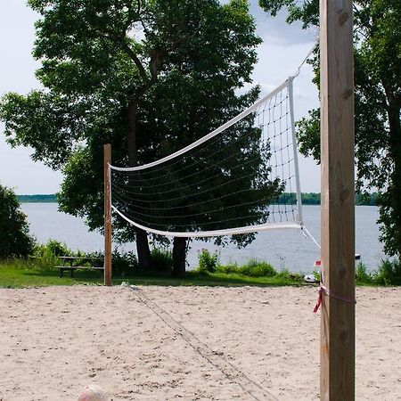 Woodland Estate Resort Campbellford 외부 사진