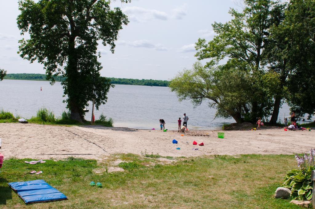 Woodland Estate Resort Campbellford 외부 사진
